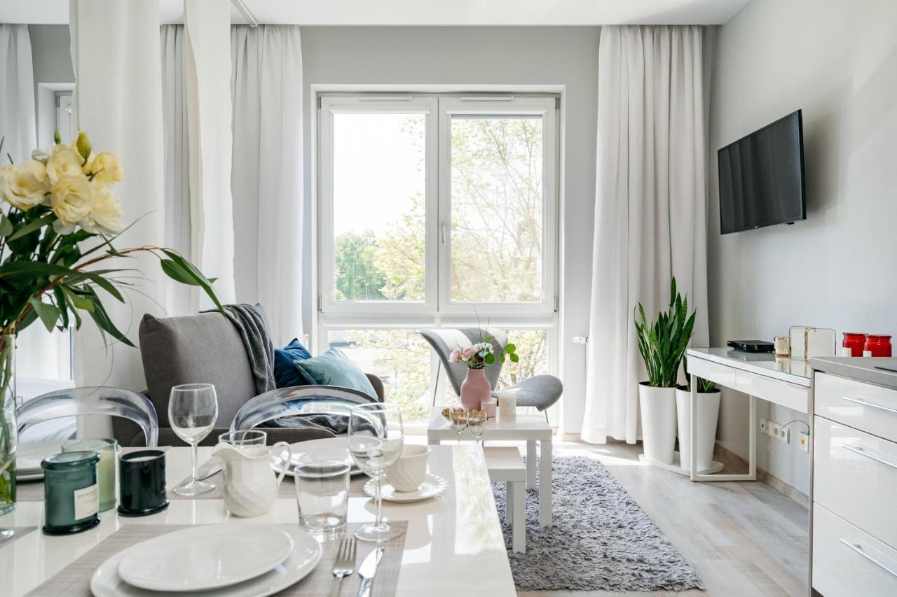 Bright - Loftaffair Apartment